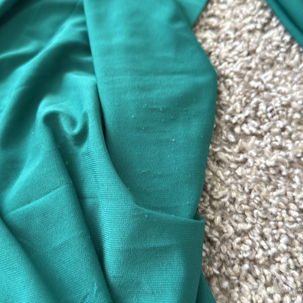 Melani CONSTANTINA emerald green elegant formal dress​ - Picture 6 of 7
